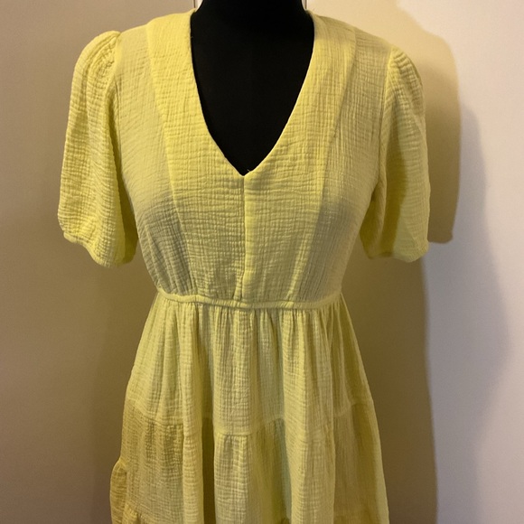 7. RDI Yellow Short Sleeve V-Neck Tiered Dress  100% Cotton Size XS - Picture 2 of 10